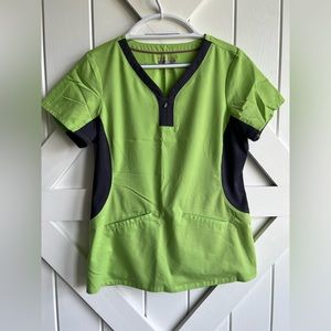 Healing Hands yoga scrub top size Large